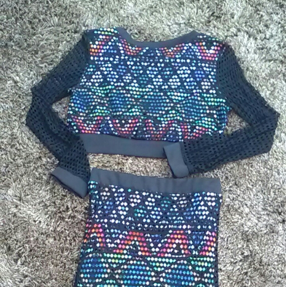 K Too 2 pc outfit - black net over multicolor - Picture 2 of 5